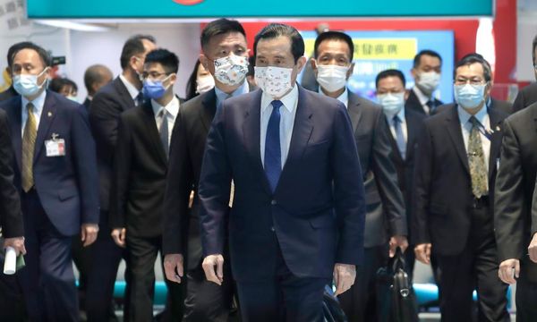 Taiwan caught between superpowers as rival leaders visit China and US