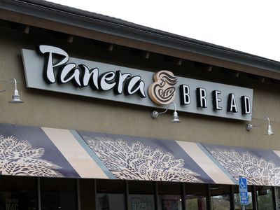 Panera rolls out hand-scanning technology that has raised privacy concerns