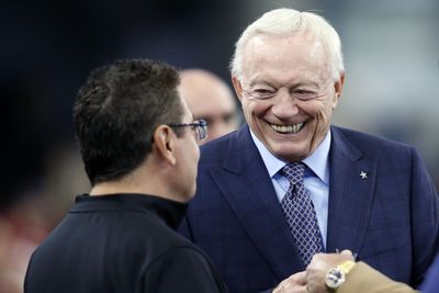 Jerry Jones says the Commanders are ‘a national treasure’