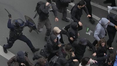 French police facing criticism for violent behaviour of some officers