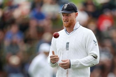 England skipper Stokes set to start IPL as batsman only - Hussey