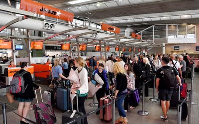 Call to make Australian airlines pay more for delays and disruptions