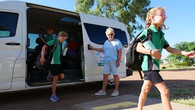 How starting a daily bus run led to a spike in enrolments at Stonehenge State School, in outback Queensland