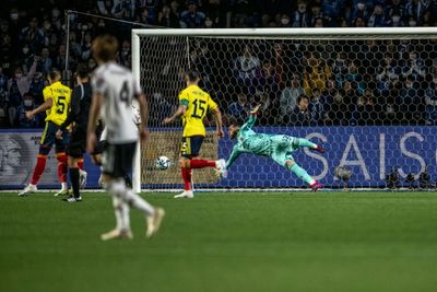 Japan coach demands 'control' after Colombia defeat
