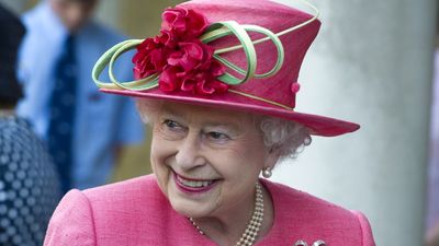 The Queen's 'excessive' gift she once demanded from Germany caused 'serious reservations'
