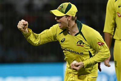 Australia's Smith to debut as commentator at IPL