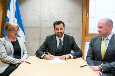 Humza Yousaf confirmed as new Scottish leader