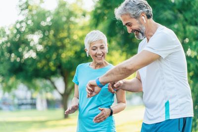 Forget 10,000 steps a day. Hitting this easier goal could be enough to help you live longer, experts say