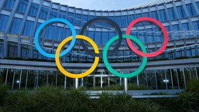 Olympics supremos clear return of Russian and Belarusian athletes to competition