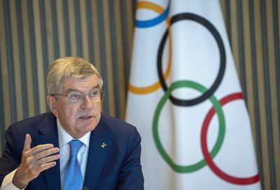 IOC recommends return of Russian, Belarusian athletes as neutrals