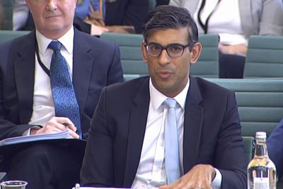 SNP MP grills Rishi Sunak over referendum route after joking he ‘won’t behave’