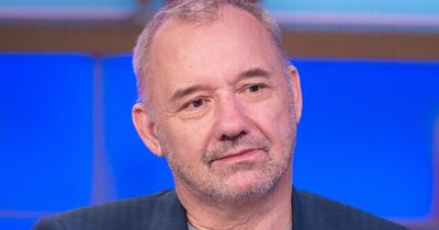 Bob Mortimer wows fans with throwback snap of homeless hostel he lived in during crisis