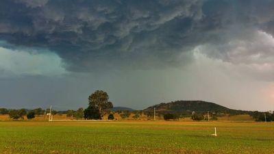 Severe storms, large hail possible in Queensland's south-east after early morning deluge