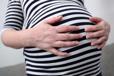 Couples could become surrogate baby’s legal parents at birth under new reforms