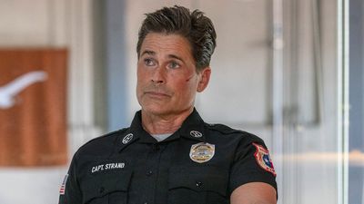 9-1-1: Lone Star: Owen Has A New Love Interest, And Of Course Things Are Going To Get Complicated