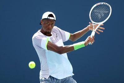 Eubanks remembers Young days as his march in Miami continues