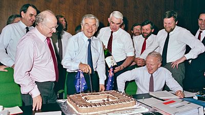 John Kerin, agriculture minister for Bob Hawke and Paul Keating, dies aged 85