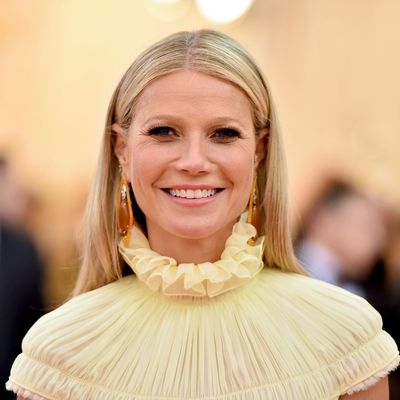 Gwyneth Paltrow’s dad gave her a serious reality check when she became famous