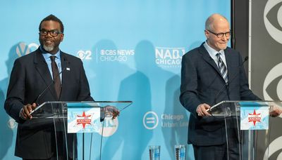 Chicago will have no clear winner on election night, Vallas team predicts