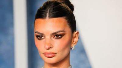 After Viral Makeout With Harry Styles, Emily Ratajkowski Calls The Response To Her Dating 'Frustrating'