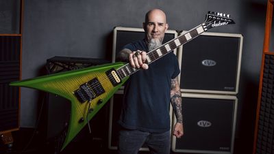 Anthrax's Scott Ian honors Dimebag Darrell with new "Baldini Burst" signature Jackson X Series King V guitar