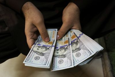 Chinese loan rollover of $2 billion to Pakistan in process -govt source