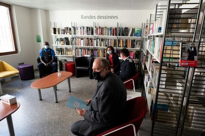 Why books could help empty France's prisons