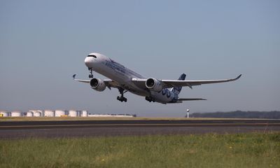 Jet planes and sugar cane: Qantas and Airbus get on board biofuel factory in Queensland