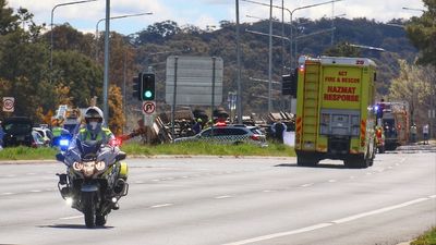Queanbeyan truck driver pleads guilty over fatal Barton Highway crash, says beeping in cabin caused him to run red light