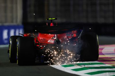 Sainz details 2023 F1 car problems after Ferrari analysis