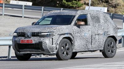 2024 Dacia Duster Makes Spy Photo Debut, Already Has Production Body