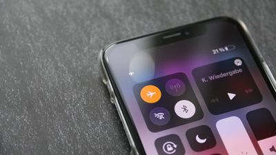Charge your iPhone faster using these two settings