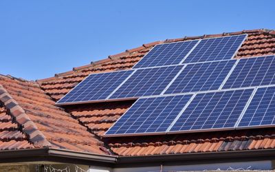 Revealed: The suburbs, states and territories driving Australia’s rooftop solar boom