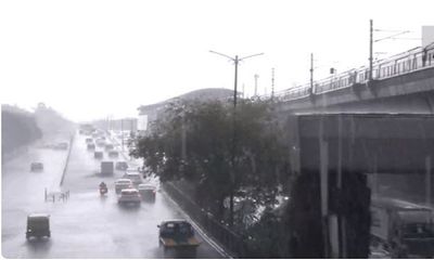 Parts of Delhi witness heavy rainfall coupled with thunderstorms
