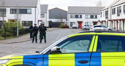 Masked men gather outside court building amid ‘UDA feud’ fears as cops on scene