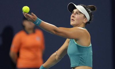 ‘I’ve never felt this pain’: Andreescu leaves court in wheelchair at Miami Open