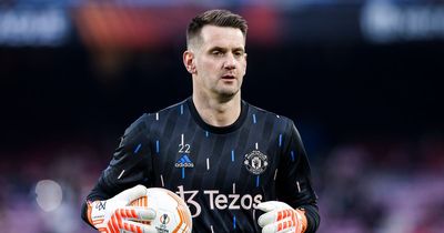 Manchester United goalkeeper Tom Heaton confirms he has suffered injury blow