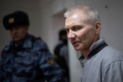 Belarus detains Russian dad convicted in antiwar art case