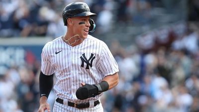 Fan Wearing ‘Arson Judge’ Jersey to Giants at Yankees Opening Day Game