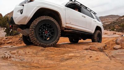 Watch Toyota 4Runner Driver Conquer Moab In The Rain Like A Boss