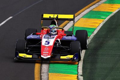 F3 Australia: Bortoleto secures maiden pole in crash-strewn qualifying