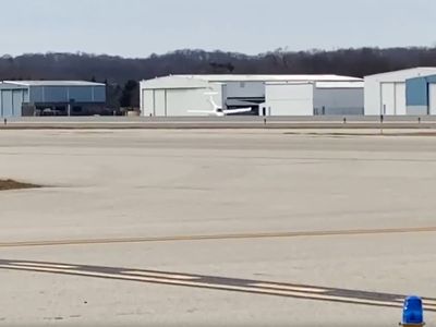Beginner pilot pulls off solo emergency landing after wheel falls off mid-flight