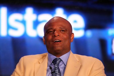 Warren Moon thinks Russell Wilson can bounce back in 2023