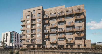 Finnieston flat block with roof terrace and children's play area to replace offices