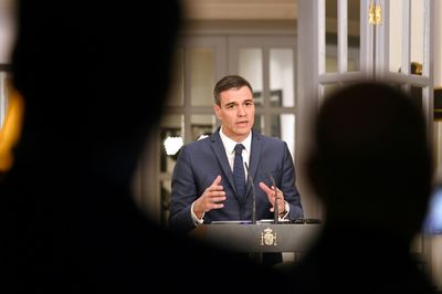 Spain PM urges Xi to hold talks with Ukraine's Zelensky