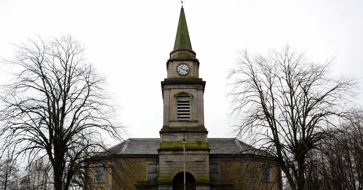 Former Lochwinnoch Parish Church sale talks confirmed…