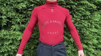 Rapha Pro Team Thermal Base Layer review – light and long-necked