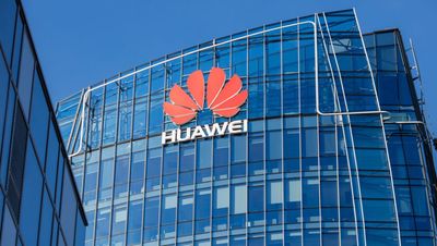 Huawei ramps up R&D spending in mobile push