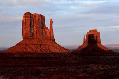 Towering Monument Valley buttes display sunset spectacle