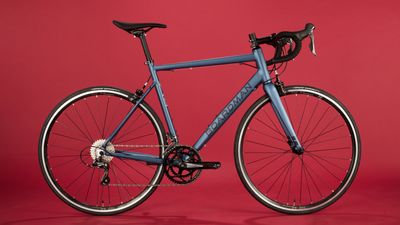 Boardman SLR 8.6 review - great value but the frame outclasses the components